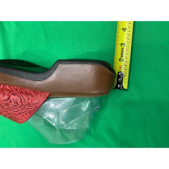 Dansko women’s Red leather slide sandals with two straps size 40 (US 9) - Picture 13 of 16